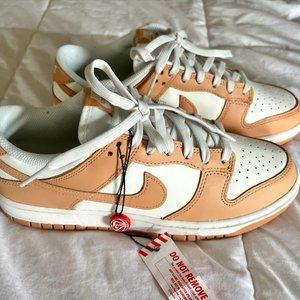 Nike WMNS DUNK LOW -HARVEST MOON- SIZE 9